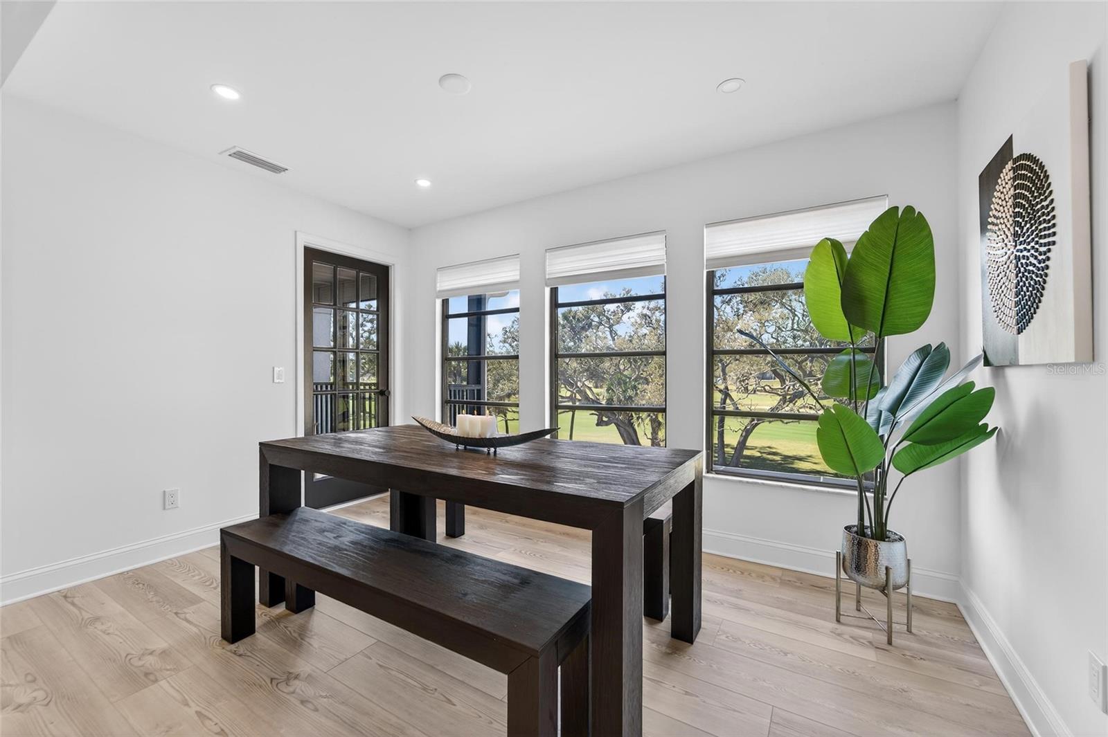 2155 HARBOURSIDE DR #804