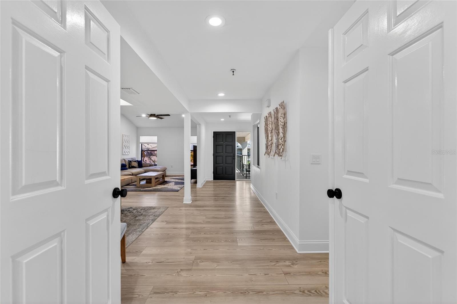 2155 HARBOURSIDE DR #804