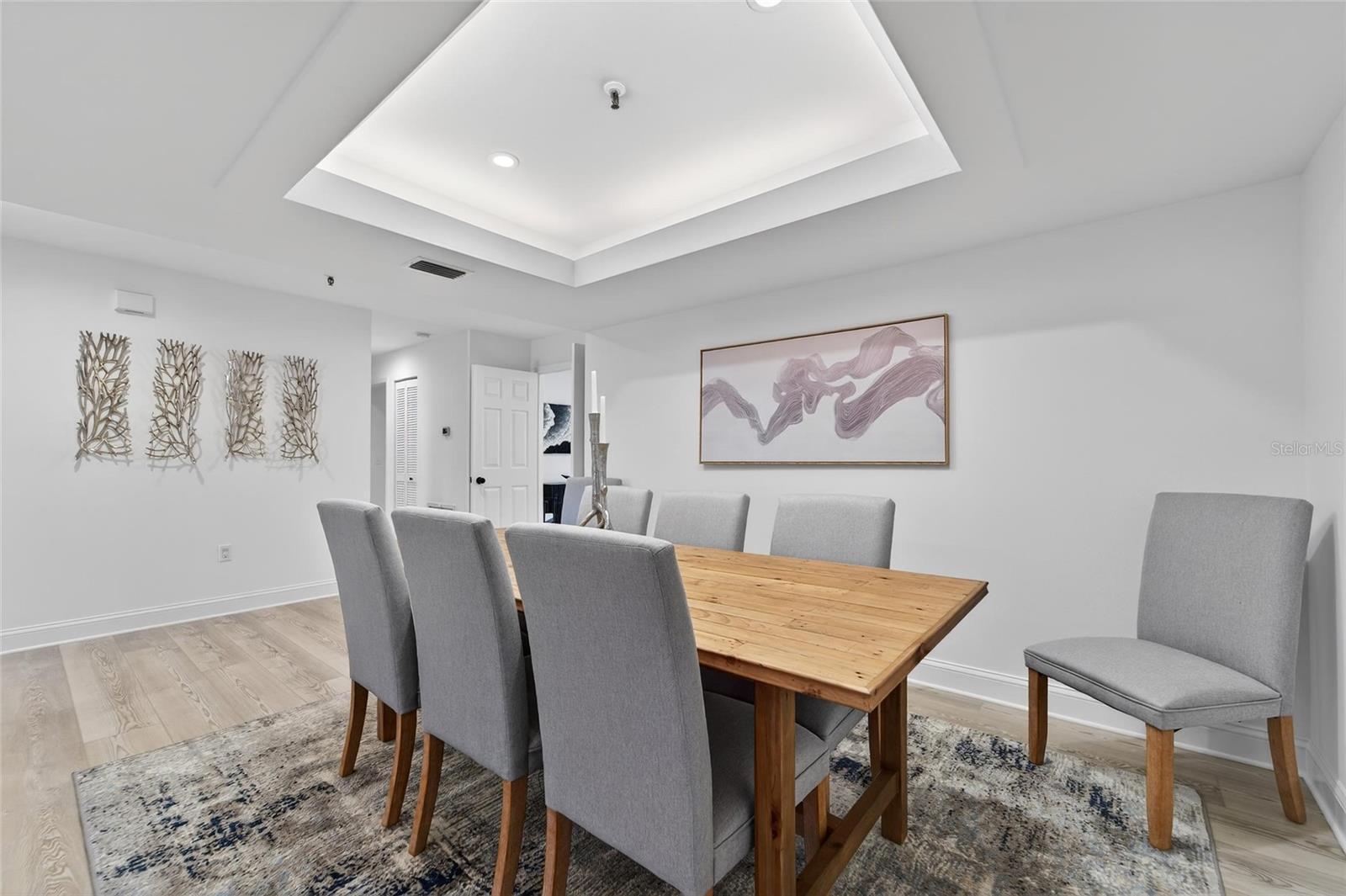 2155 HARBOURSIDE DR #804