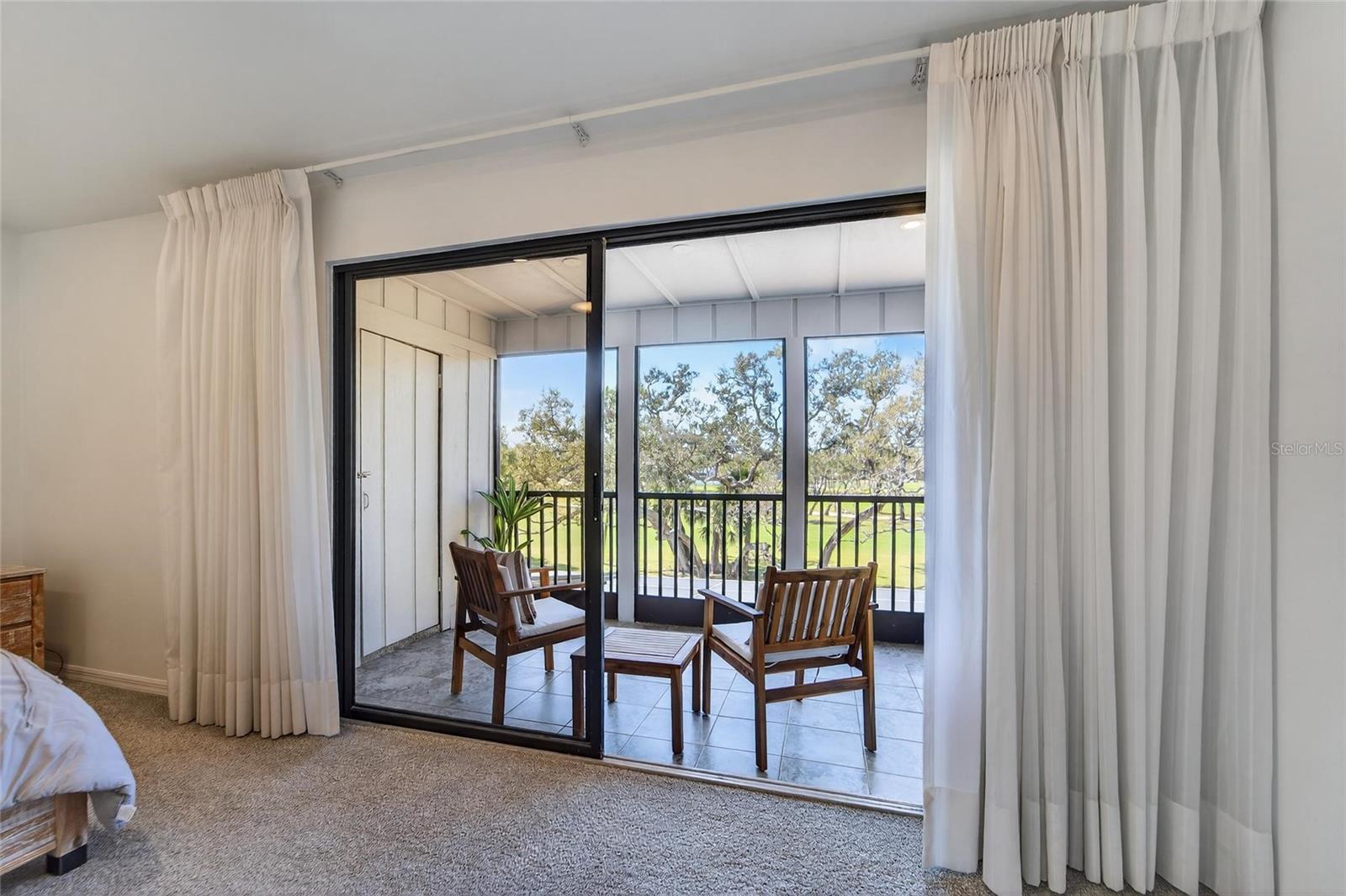 2155 HARBOURSIDE DR #804