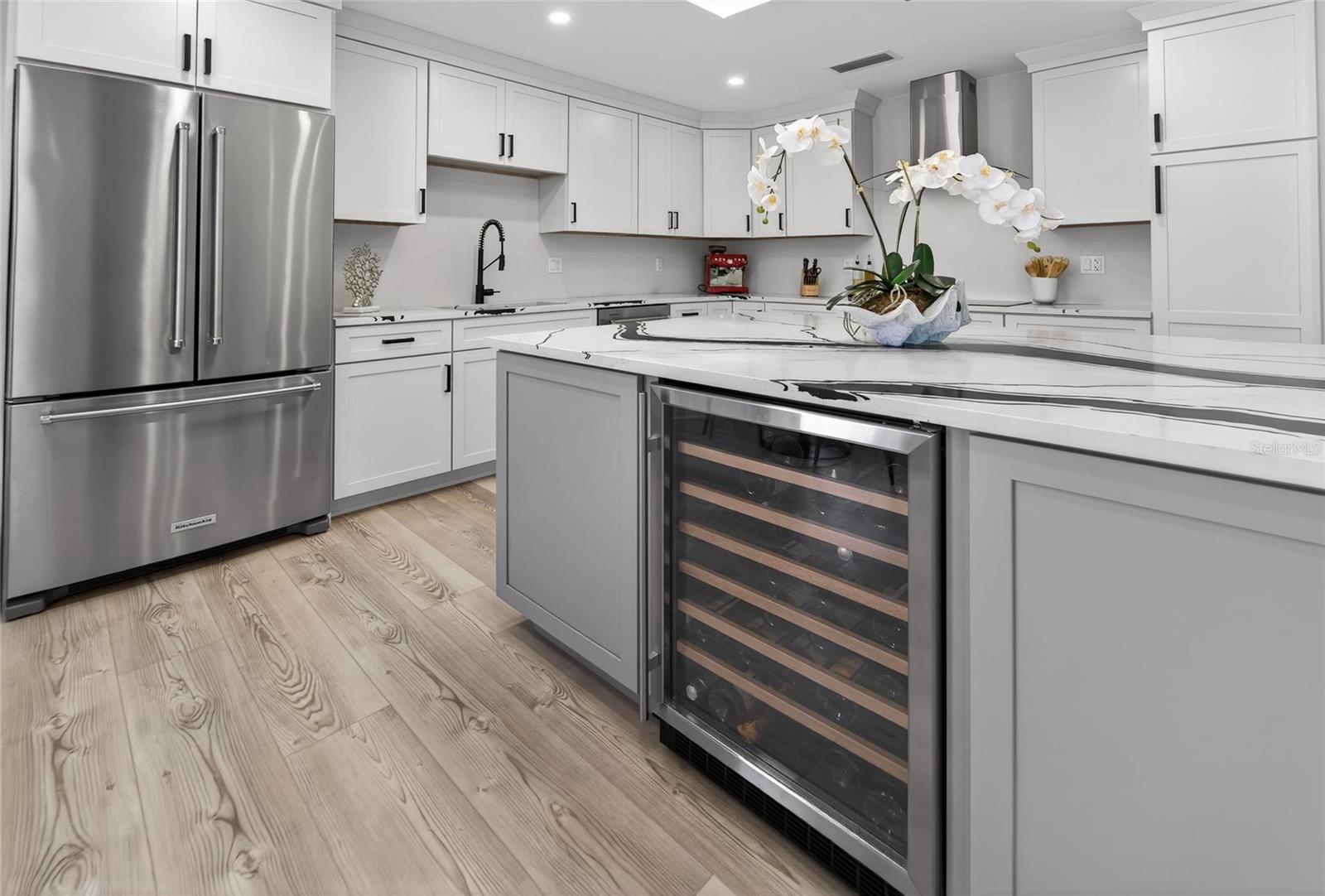 2155 HARBOURSIDE DR #804