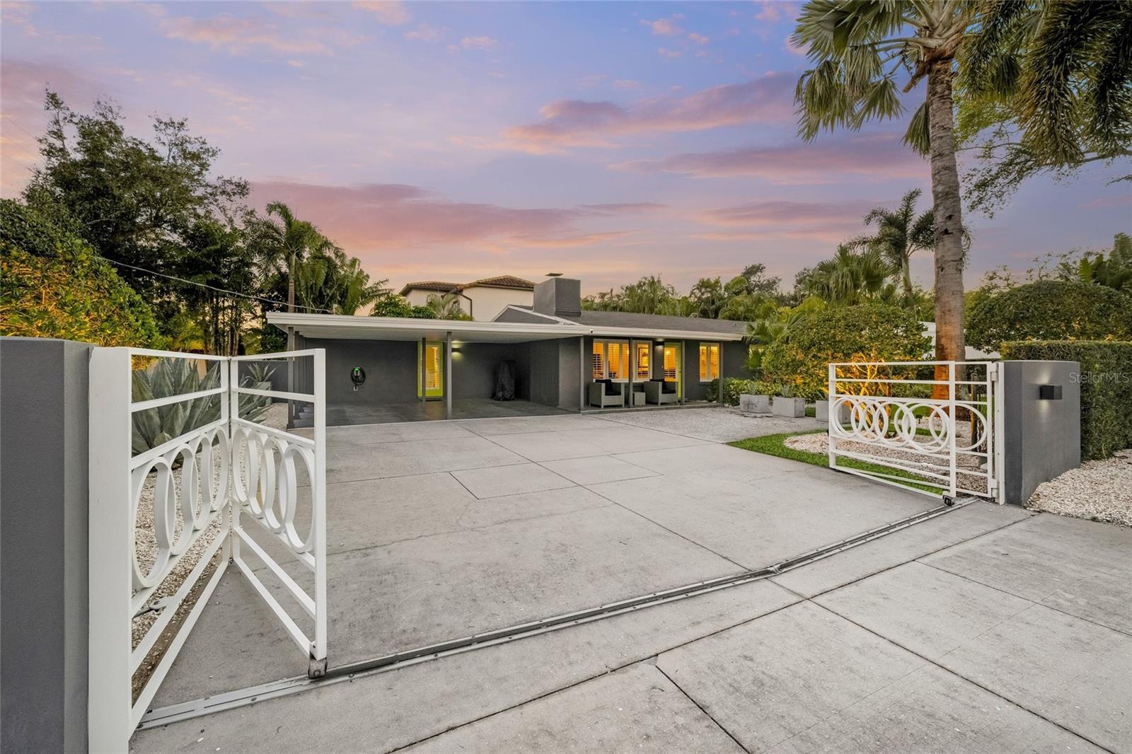 1780 SPRING CREEK DR