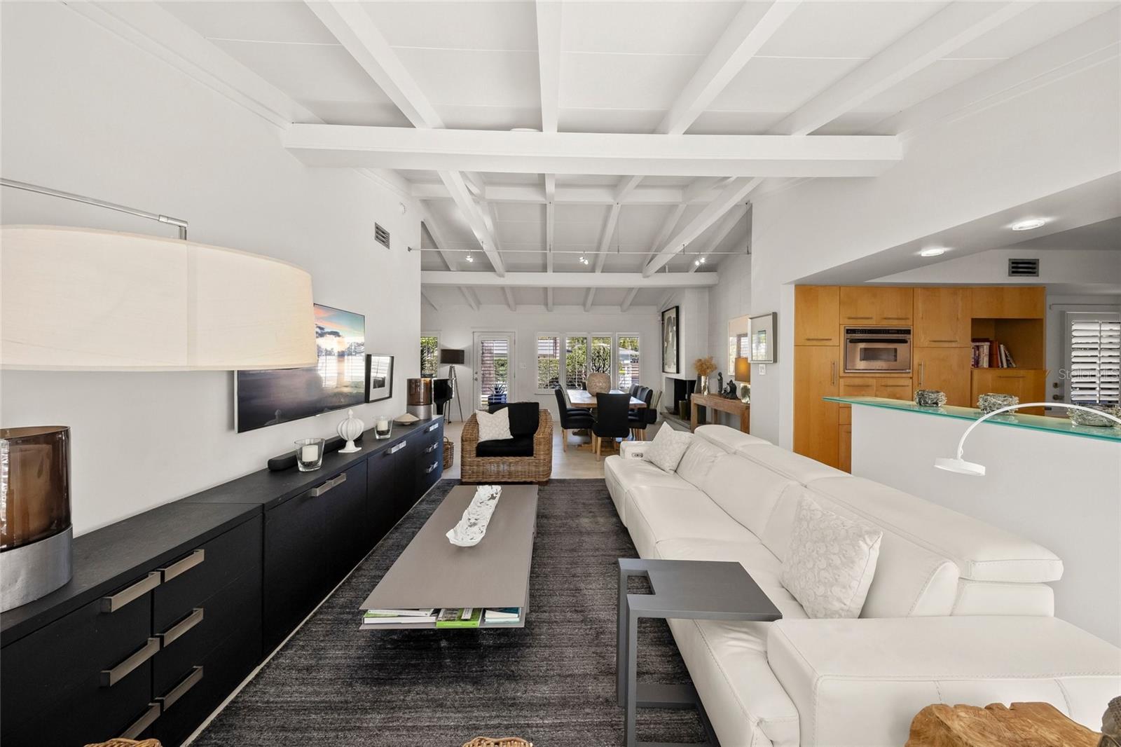 1780 SPRING CREEK DR