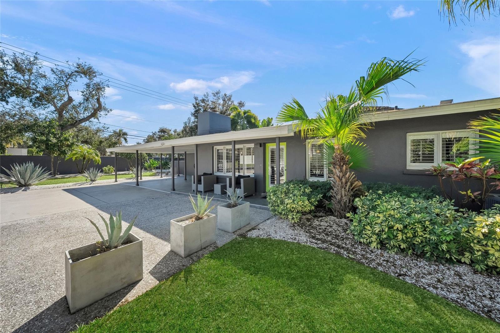 1780 SPRING CREEK DR