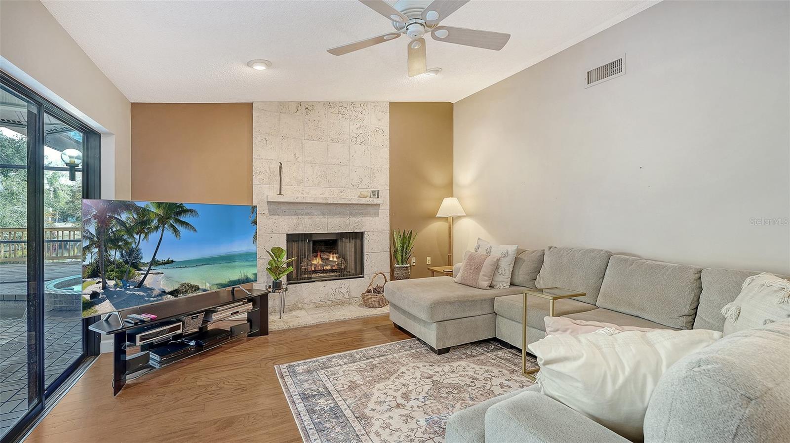 5331 DOMINICA CIR