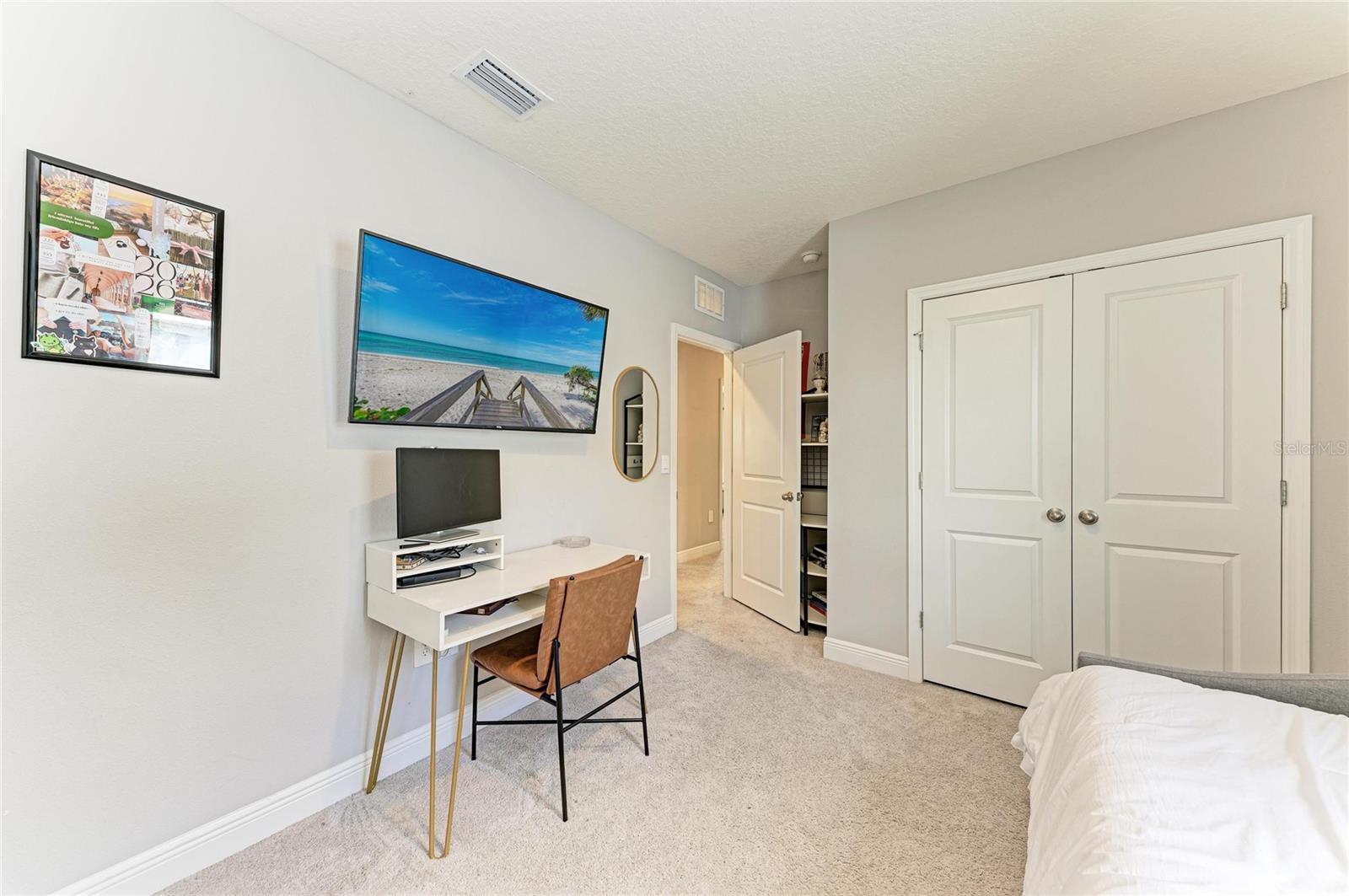 5238 GROVE MILL LOOP