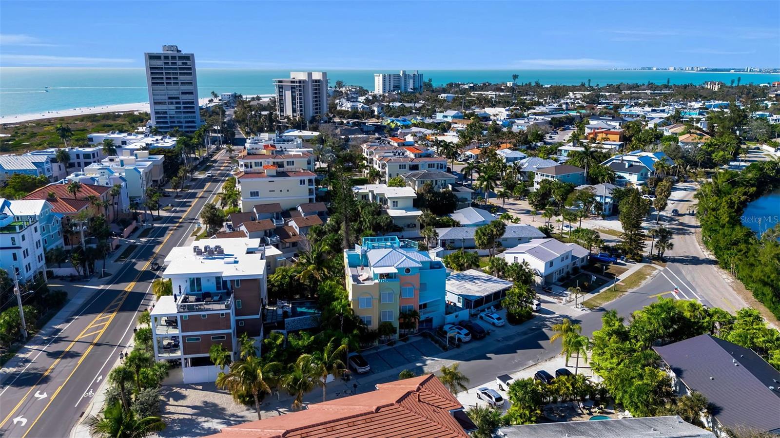 5322 CALLE DE LA SIESTA