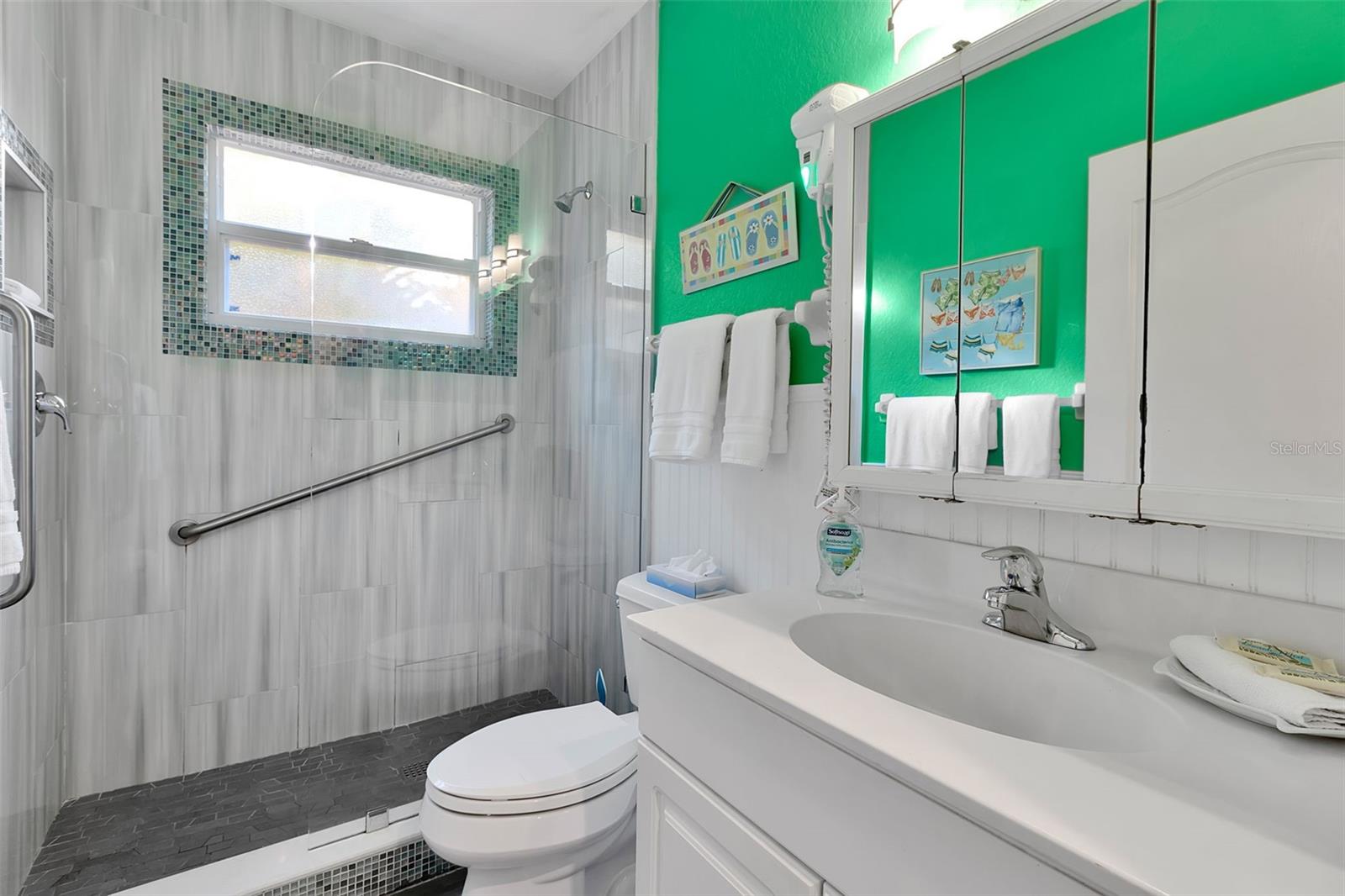 5322 CALLE DE LA SIESTA