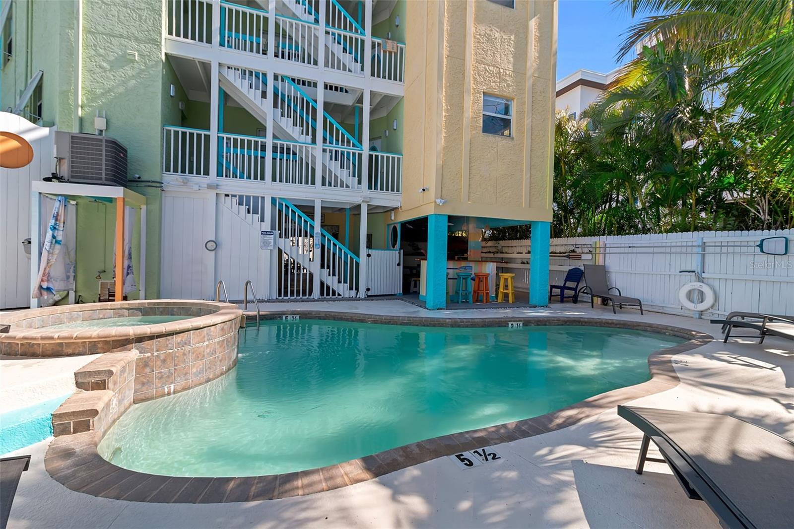 5322 CALLE DE LA SIESTA