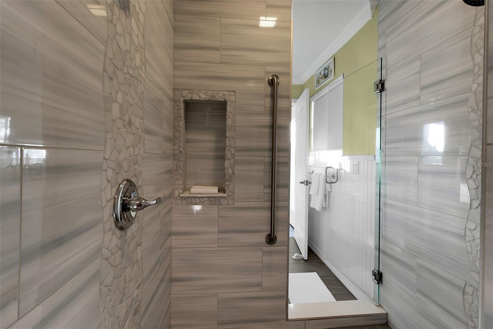 5322 CALLE DE LA SIESTA