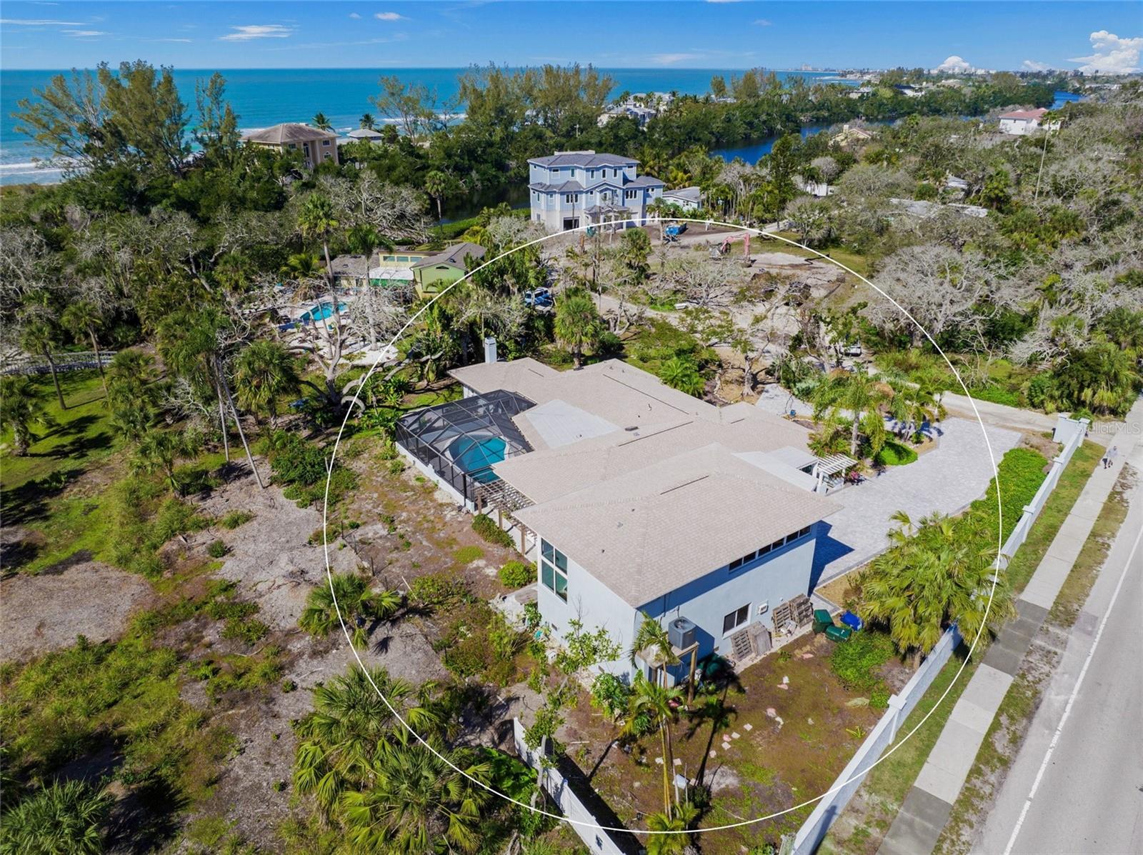 8560 HERON LAGOON CIR