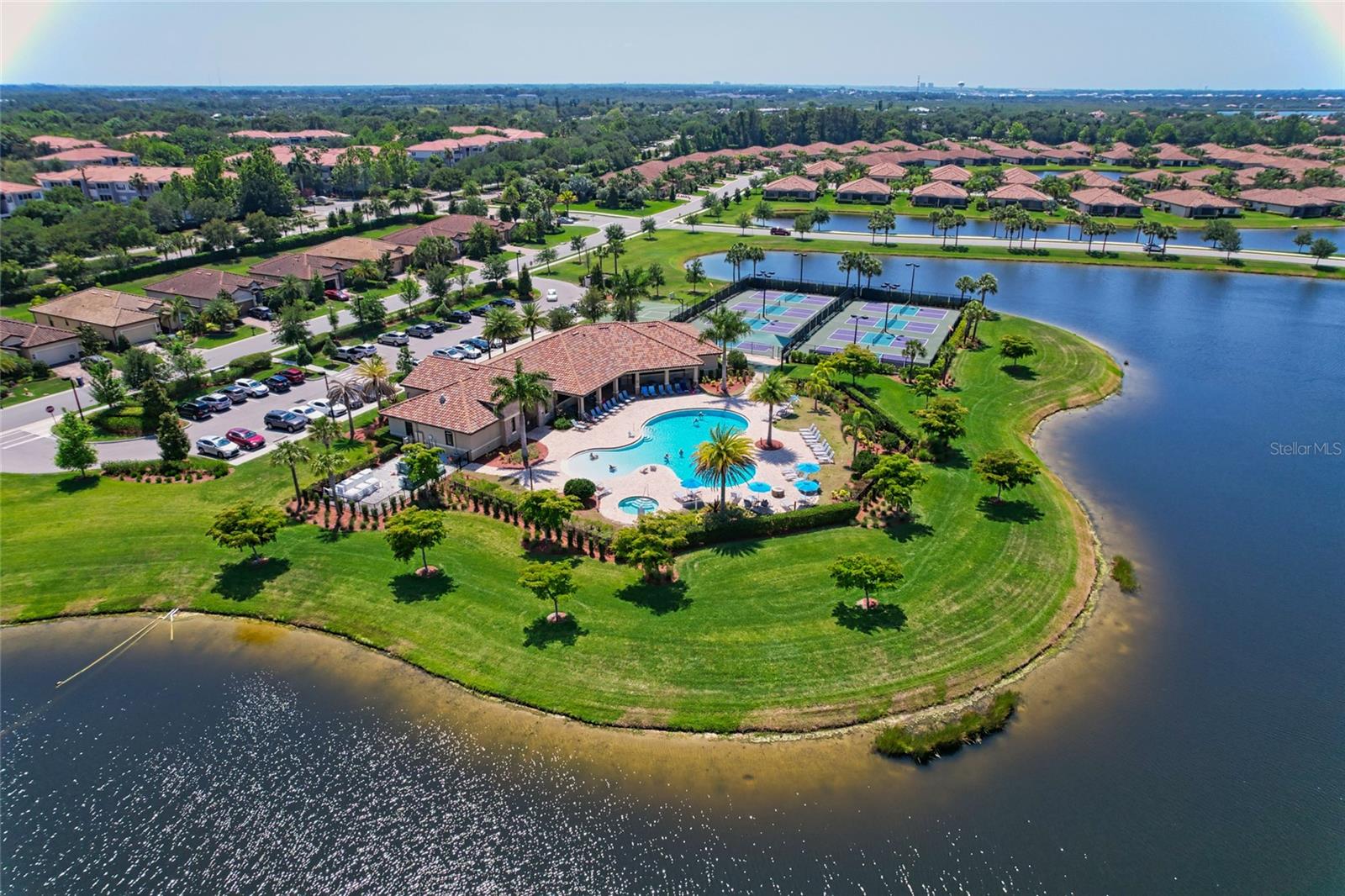 223 RIVER ENCLAVE CT