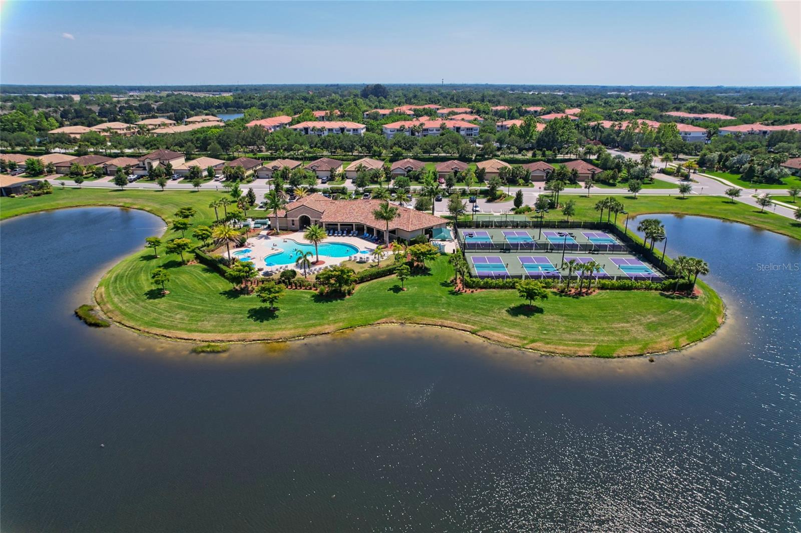 223 RIVER ENCLAVE CT