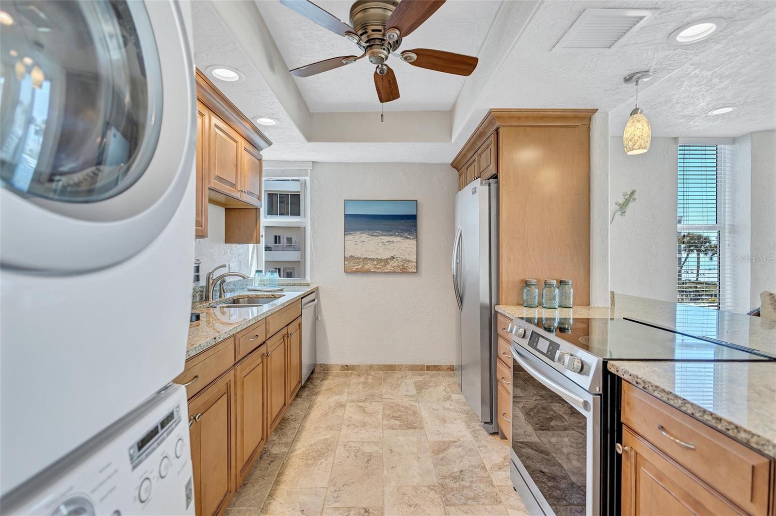 6140 MIDNIGHT PASS RD #101