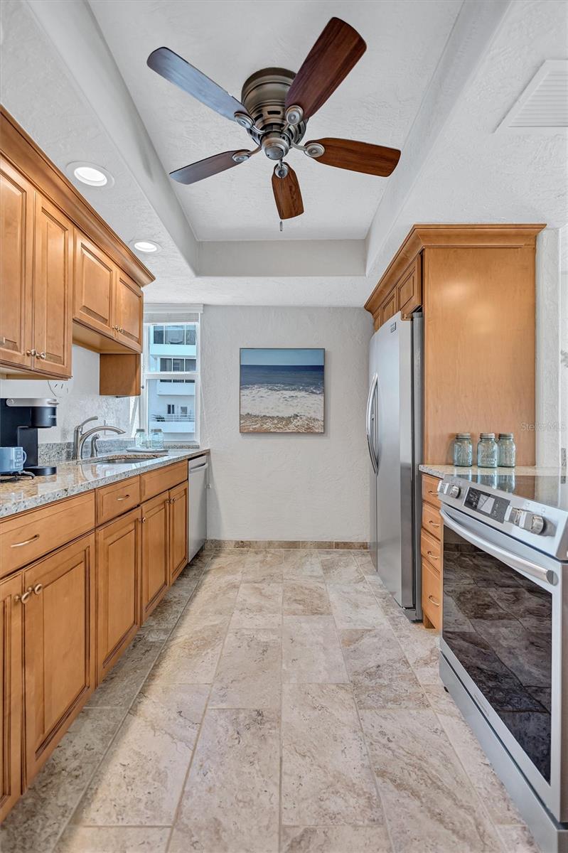 6140 MIDNIGHT PASS RD #101