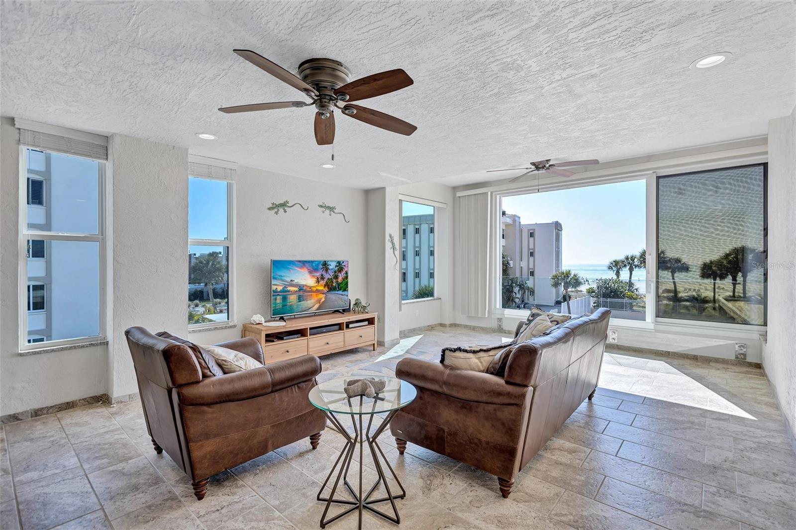 6140 MIDNIGHT PASS RD #101