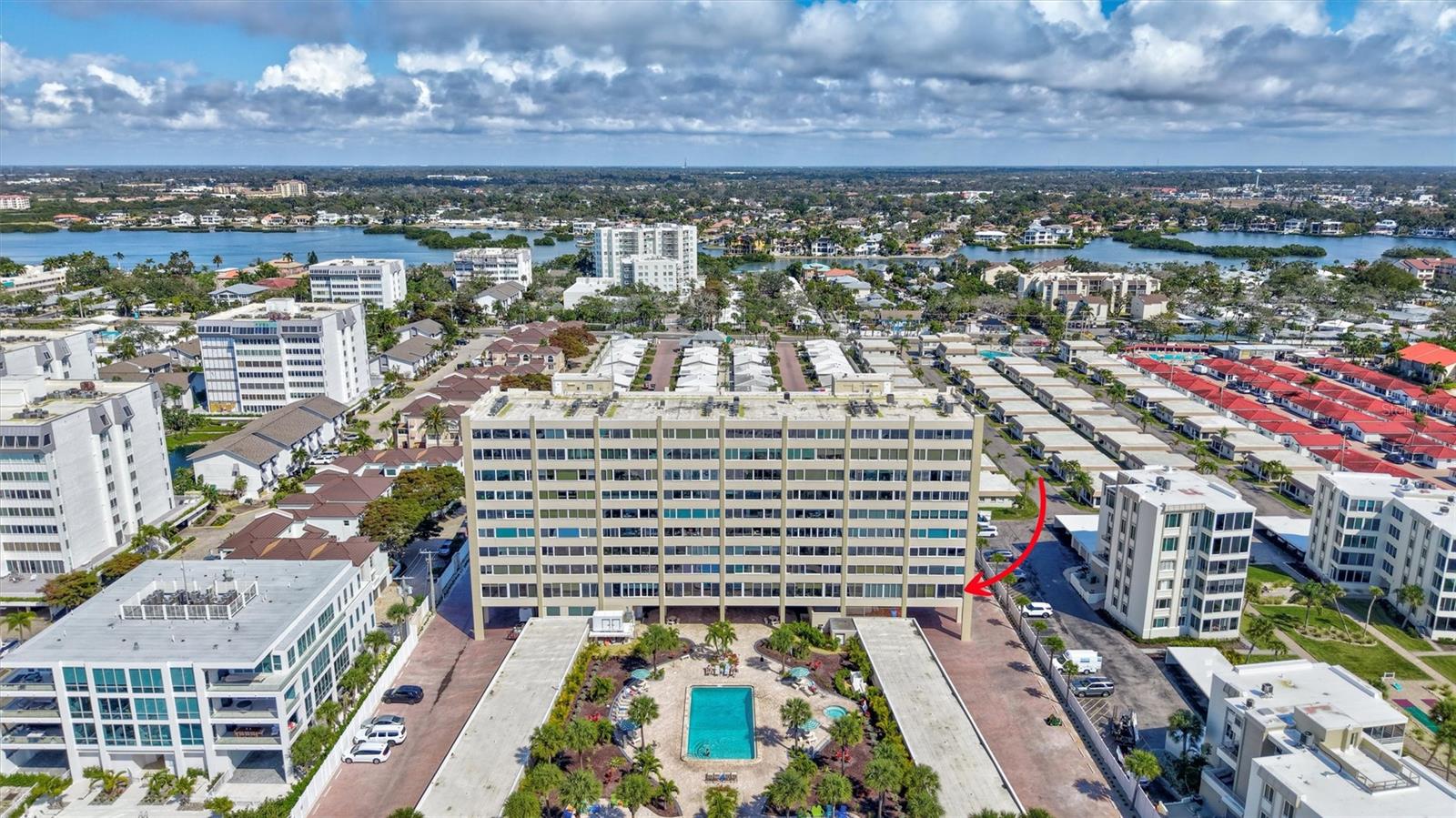 6140 MIDNIGHT PASS RD #101