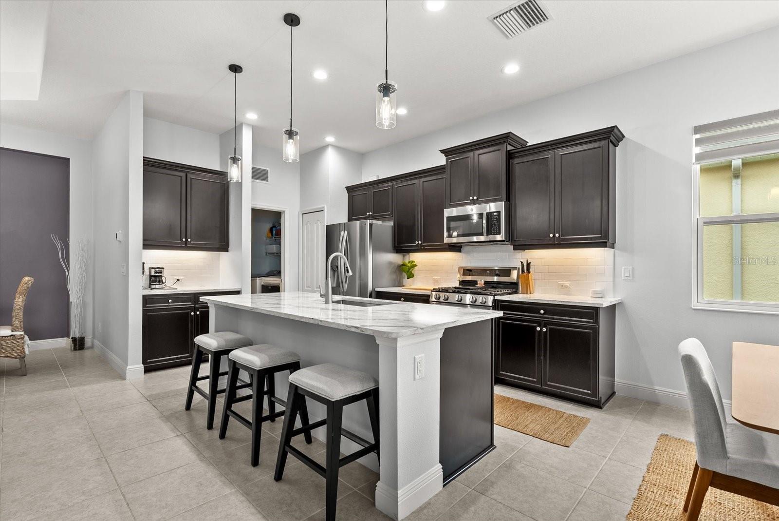 12709 LAKE SILVER AVE