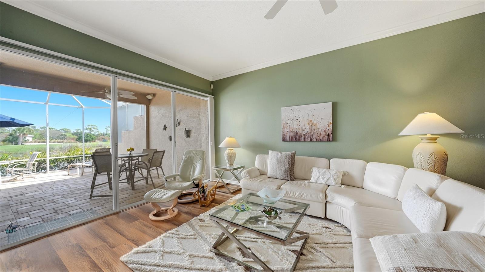 9447 FOREST HILLS CIR