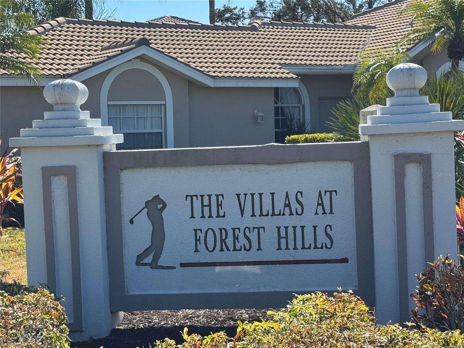 9447 FOREST HILLS CIR