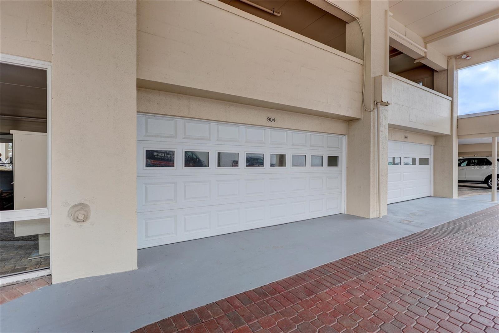 6140 MIDNIGHT PASS RD #904