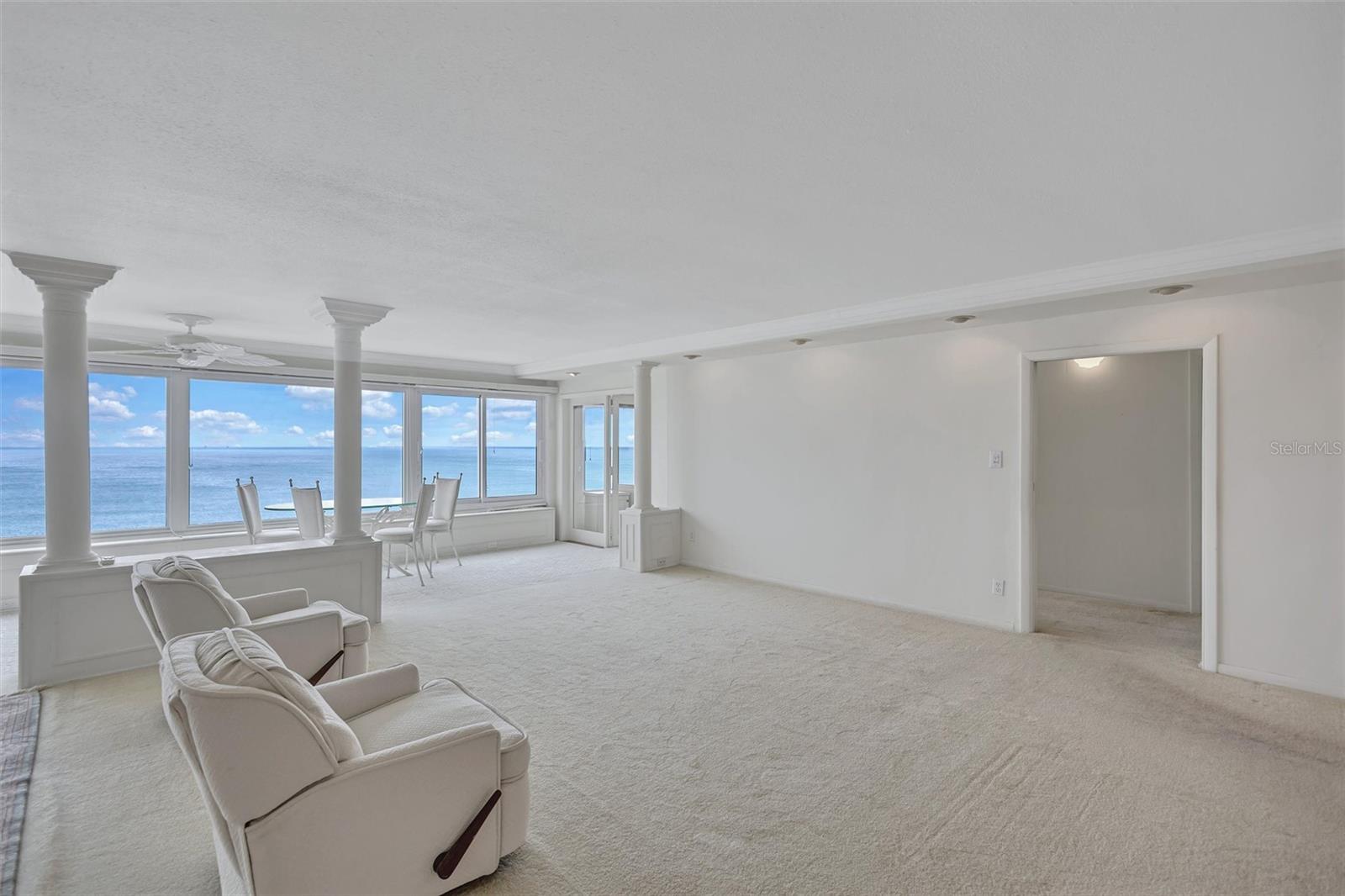 6140 MIDNIGHT PASS RD #904