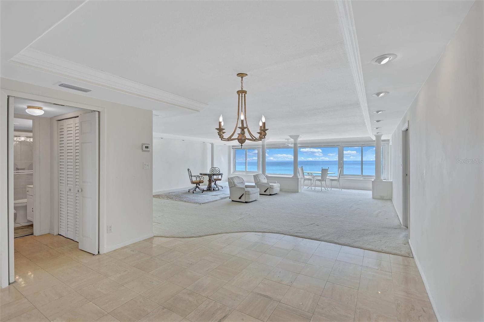 6140 MIDNIGHT PASS RD #904