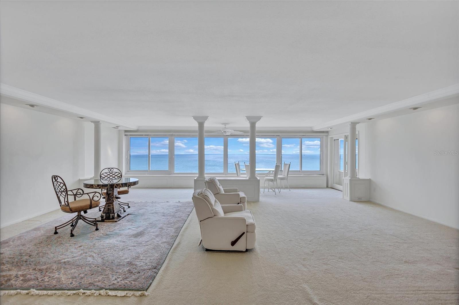 6140 MIDNIGHT PASS RD #904