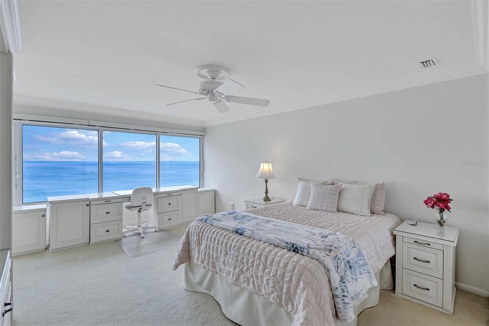 6140 MIDNIGHT PASS RD #904