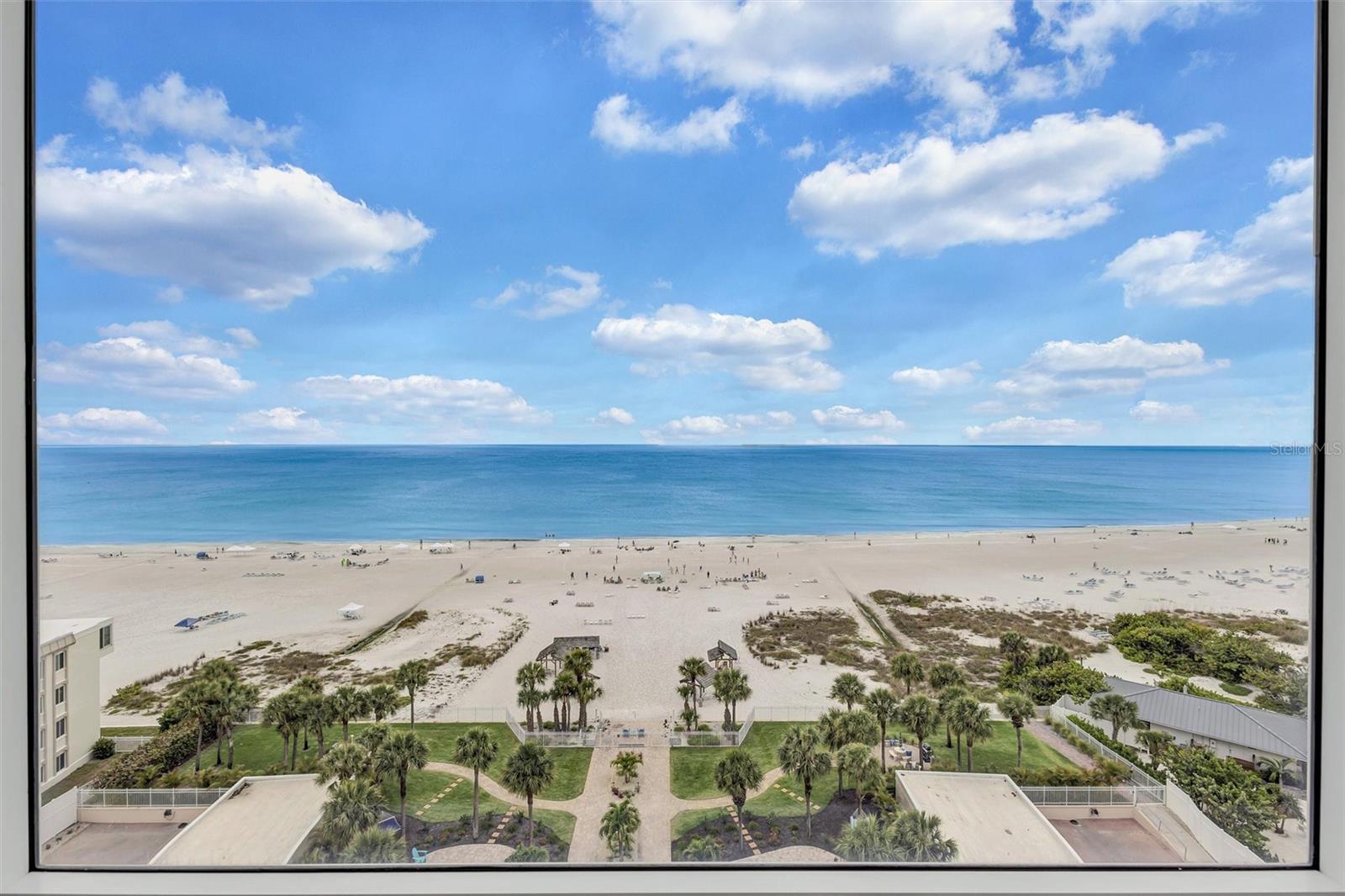 6140 MIDNIGHT PASS RD #904