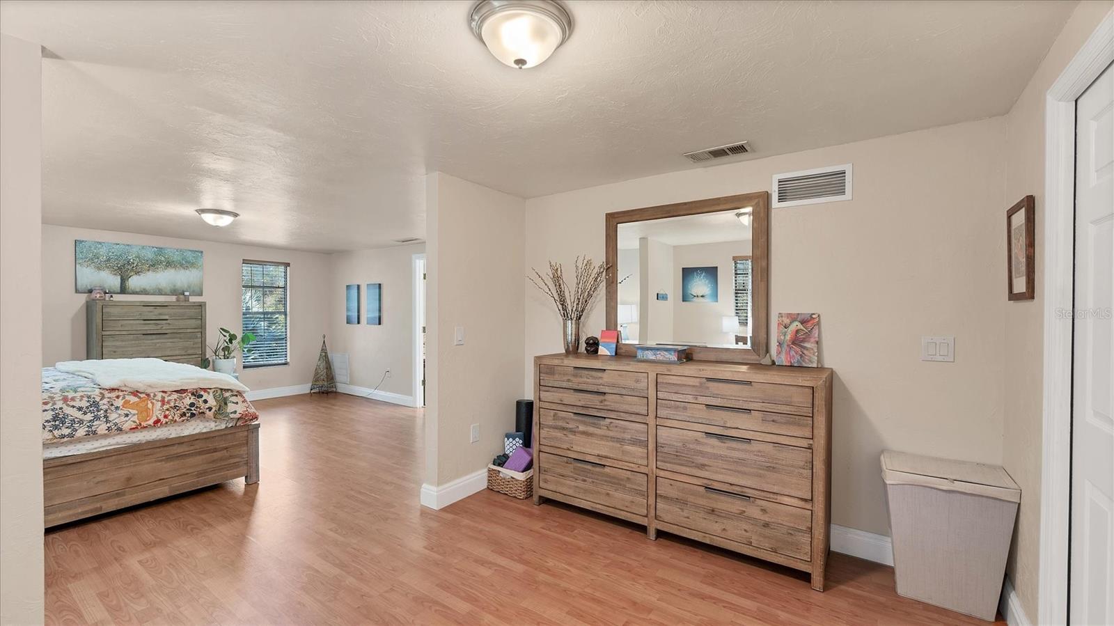 5237 TURTLE CREEK LN