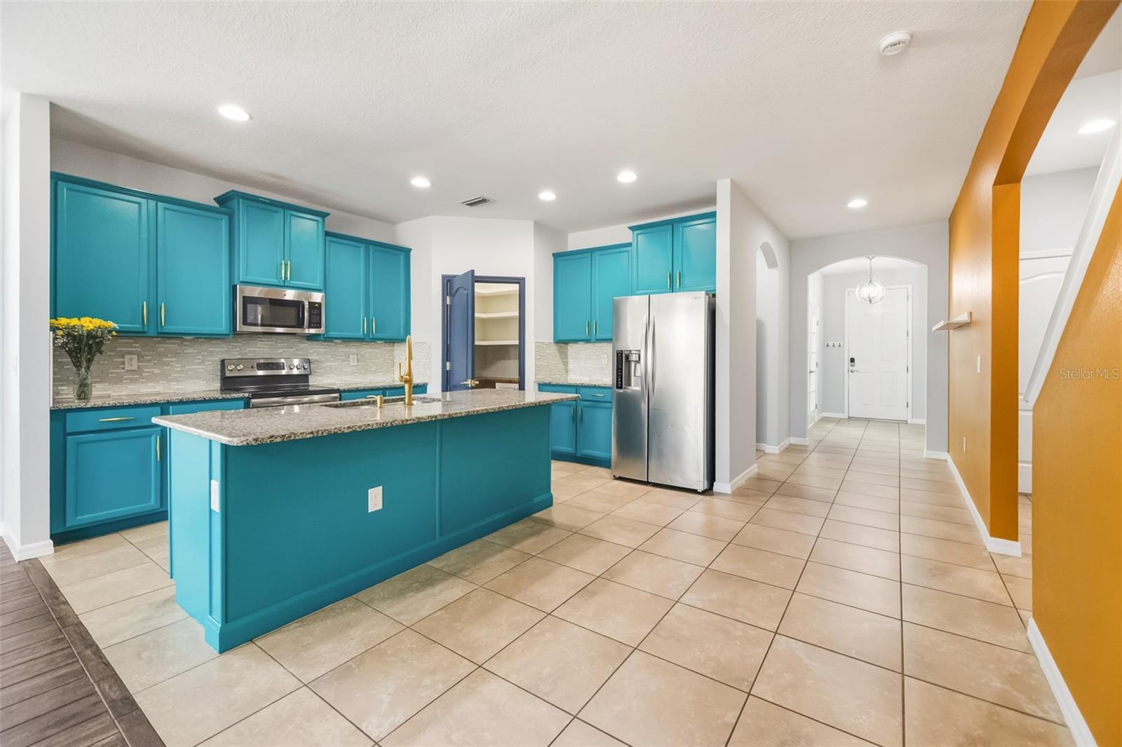 7918 PEACEFUL PAR DR