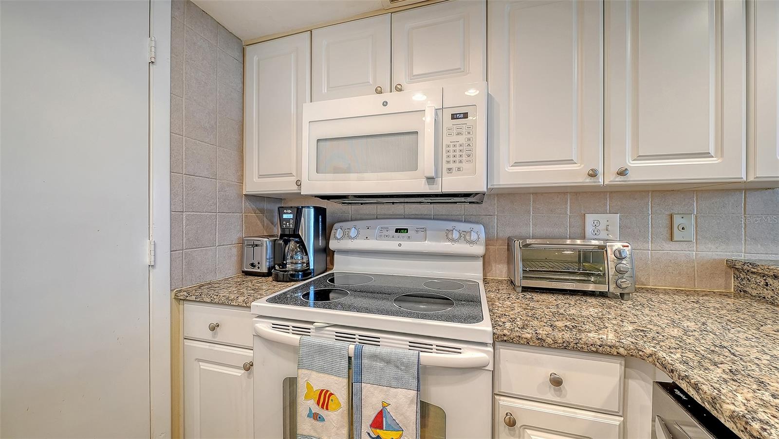 5920 MIDNIGHT PASS RD #1003