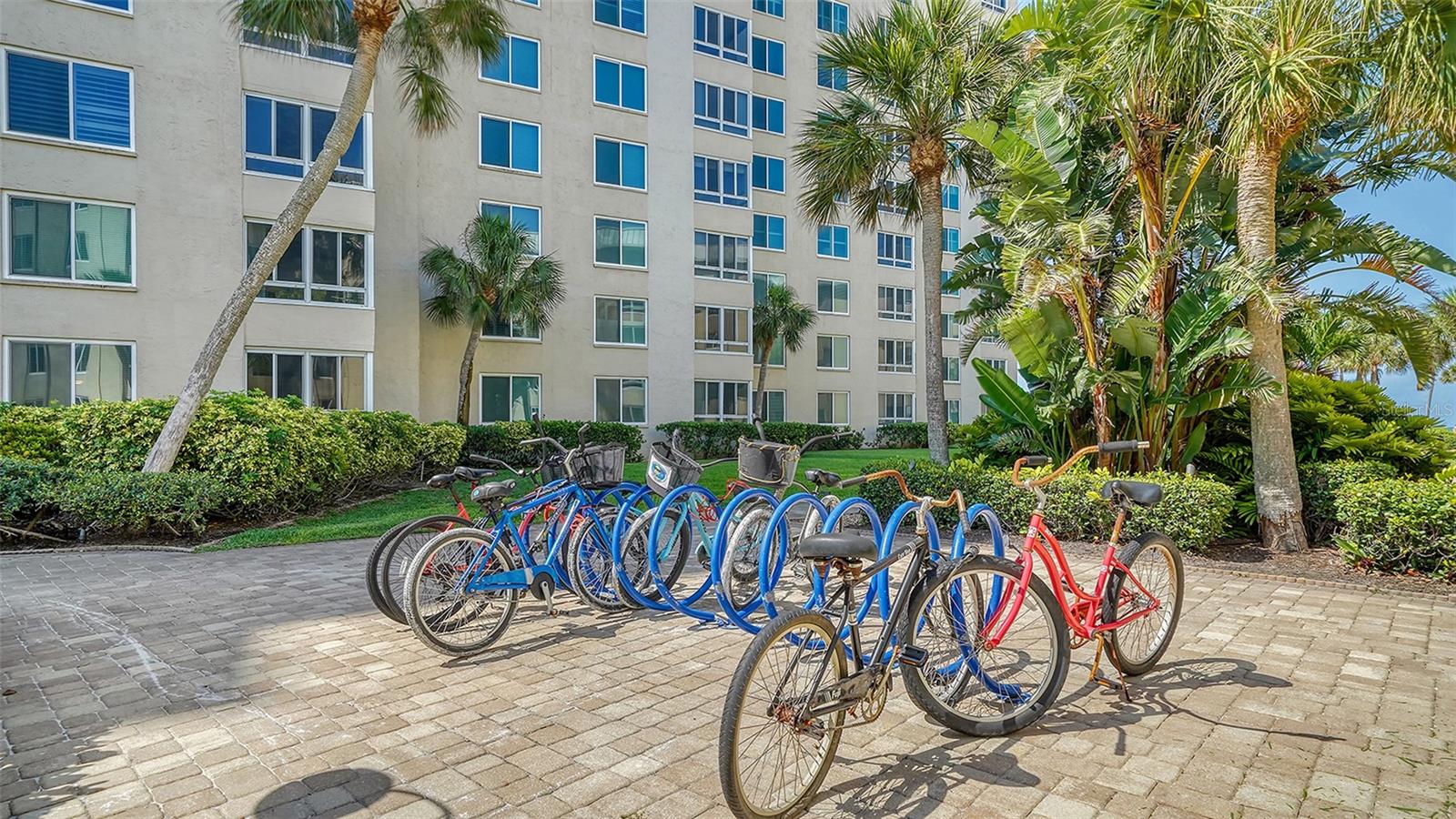 5920 MIDNIGHT PASS RD #1003