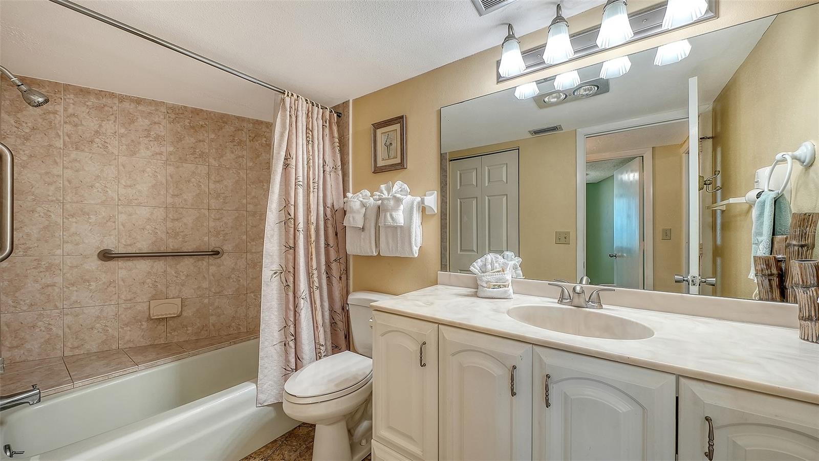 5920 MIDNIGHT PASS RD #1003