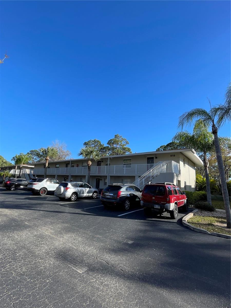 918 LA COSTA CIR #3
