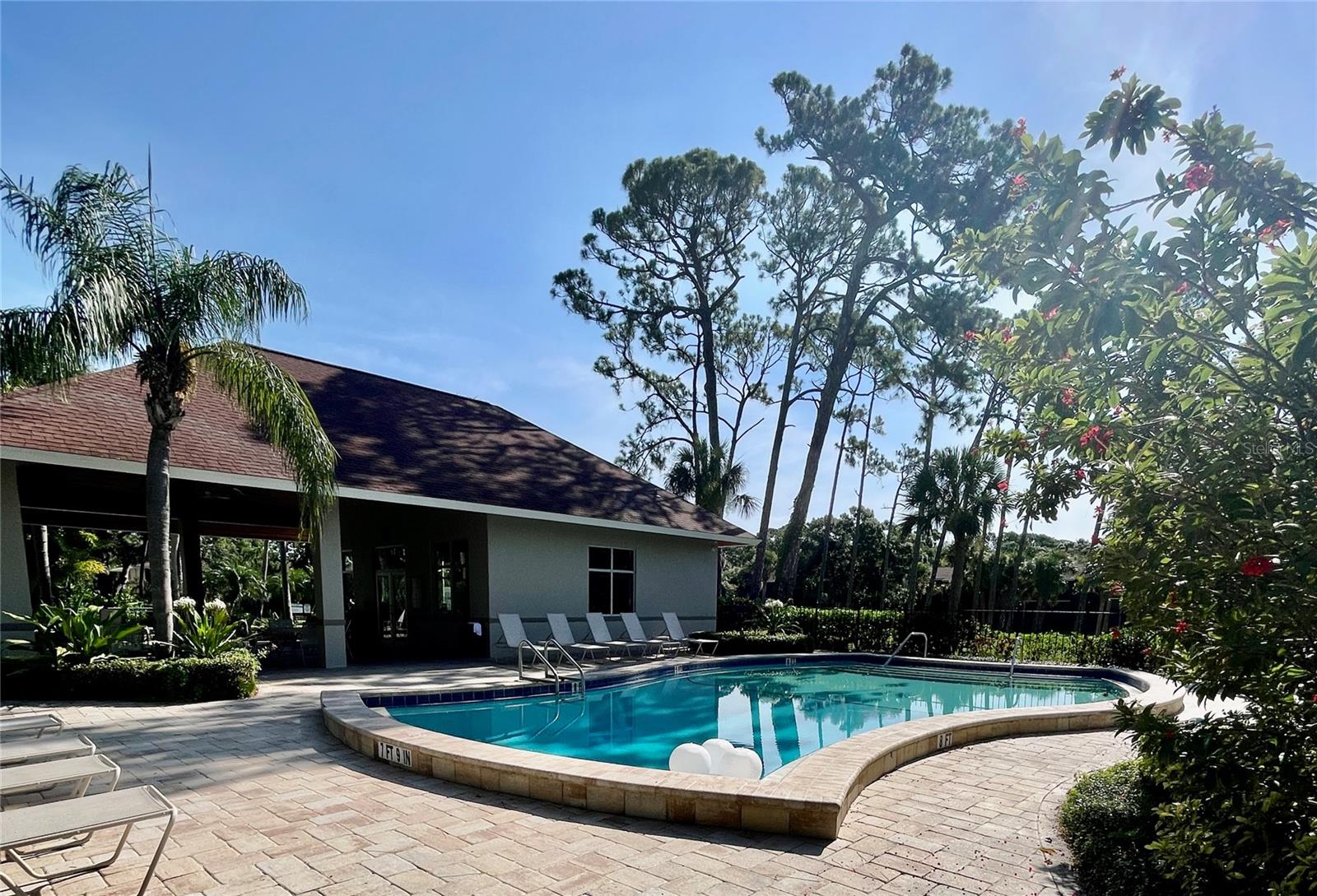 918 LA COSTA CIR #3
