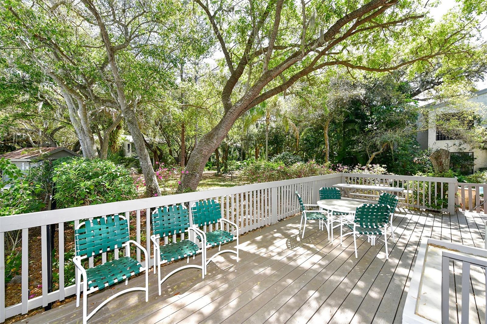 1687 BROOKHOUSE CIR #219