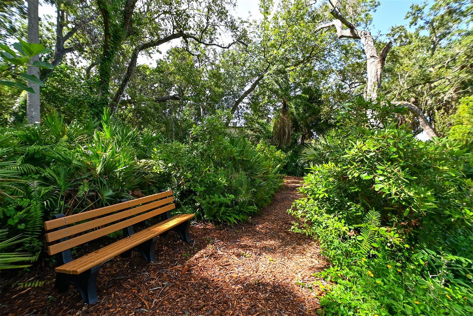 1687 BROOKHOUSE CIR #219