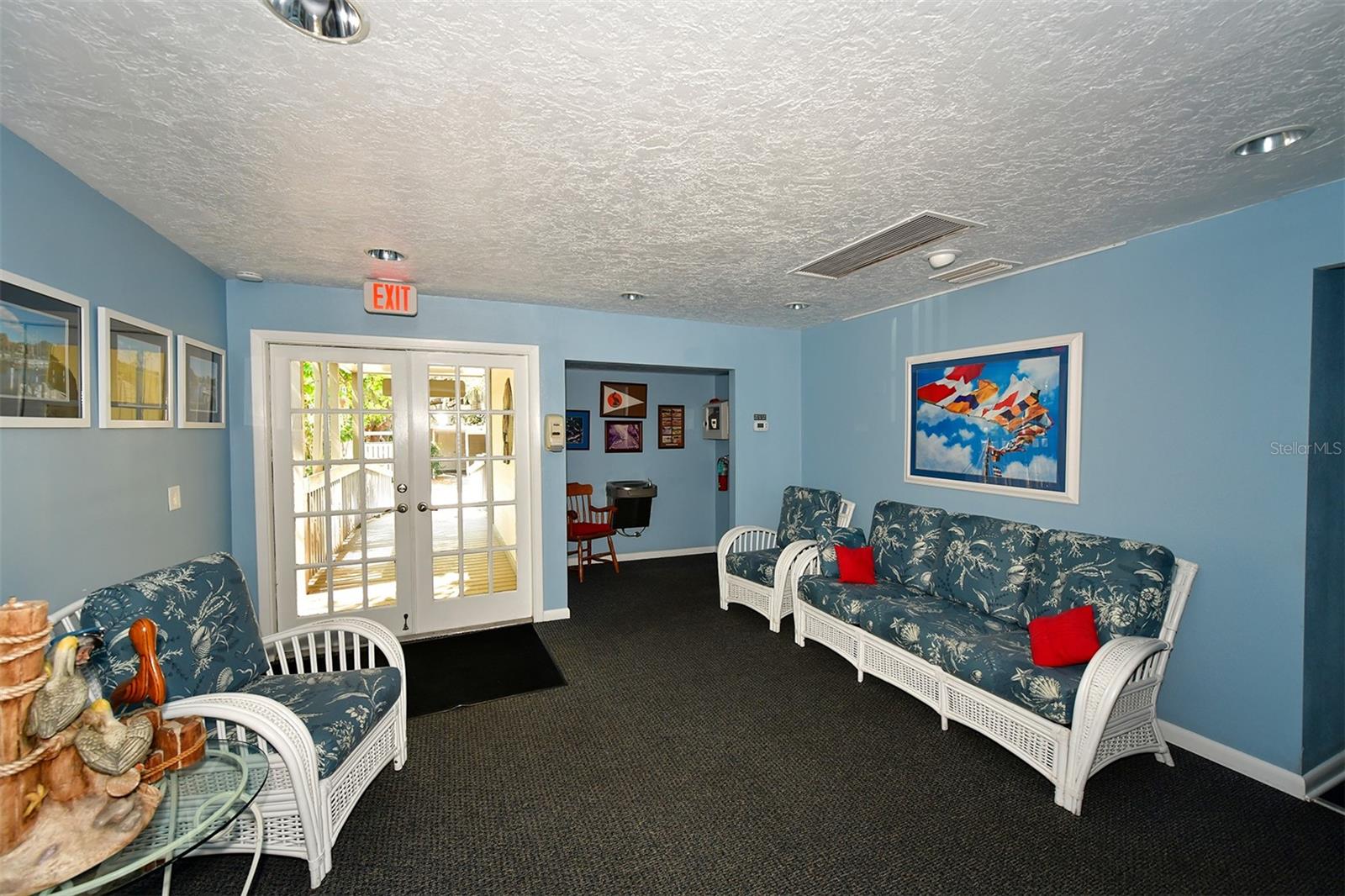 1687 BROOKHOUSE CIR #219