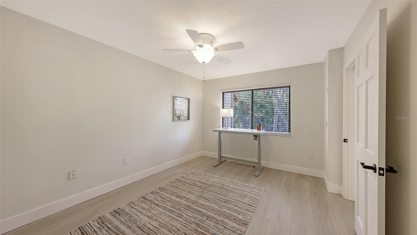 1687 BROOKHOUSE CIR #219