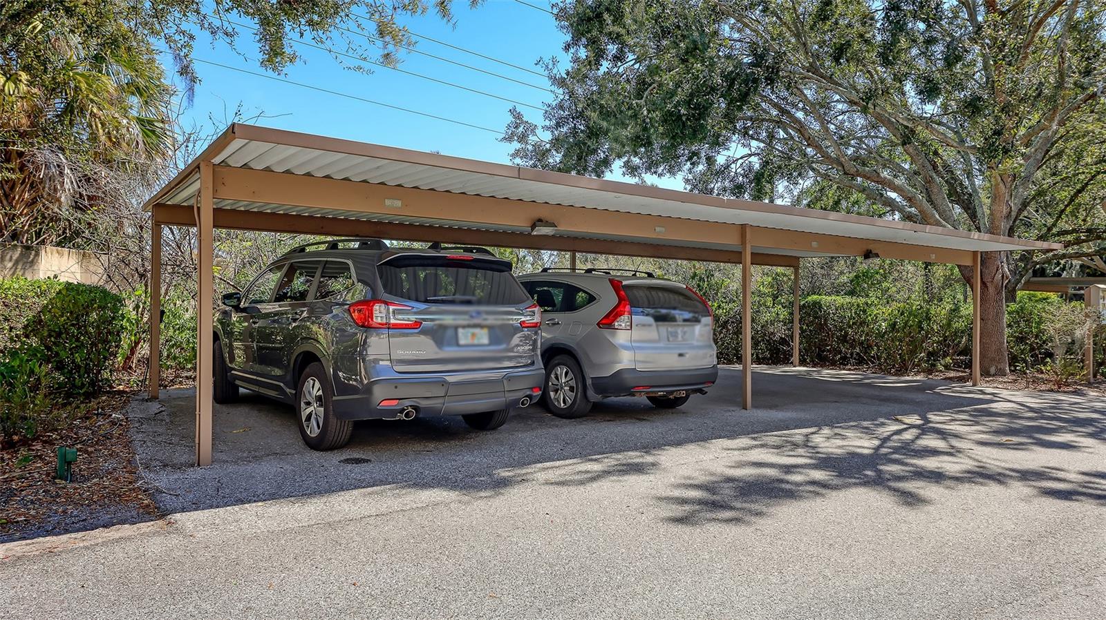 1687 BROOKHOUSE CIR #219