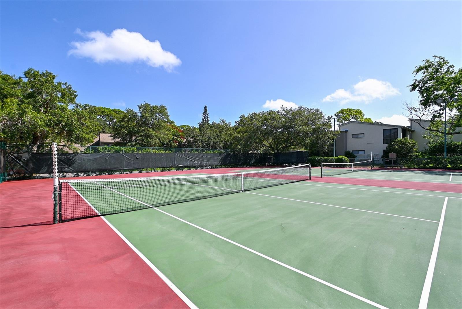 1687 BROOKHOUSE CIR #219