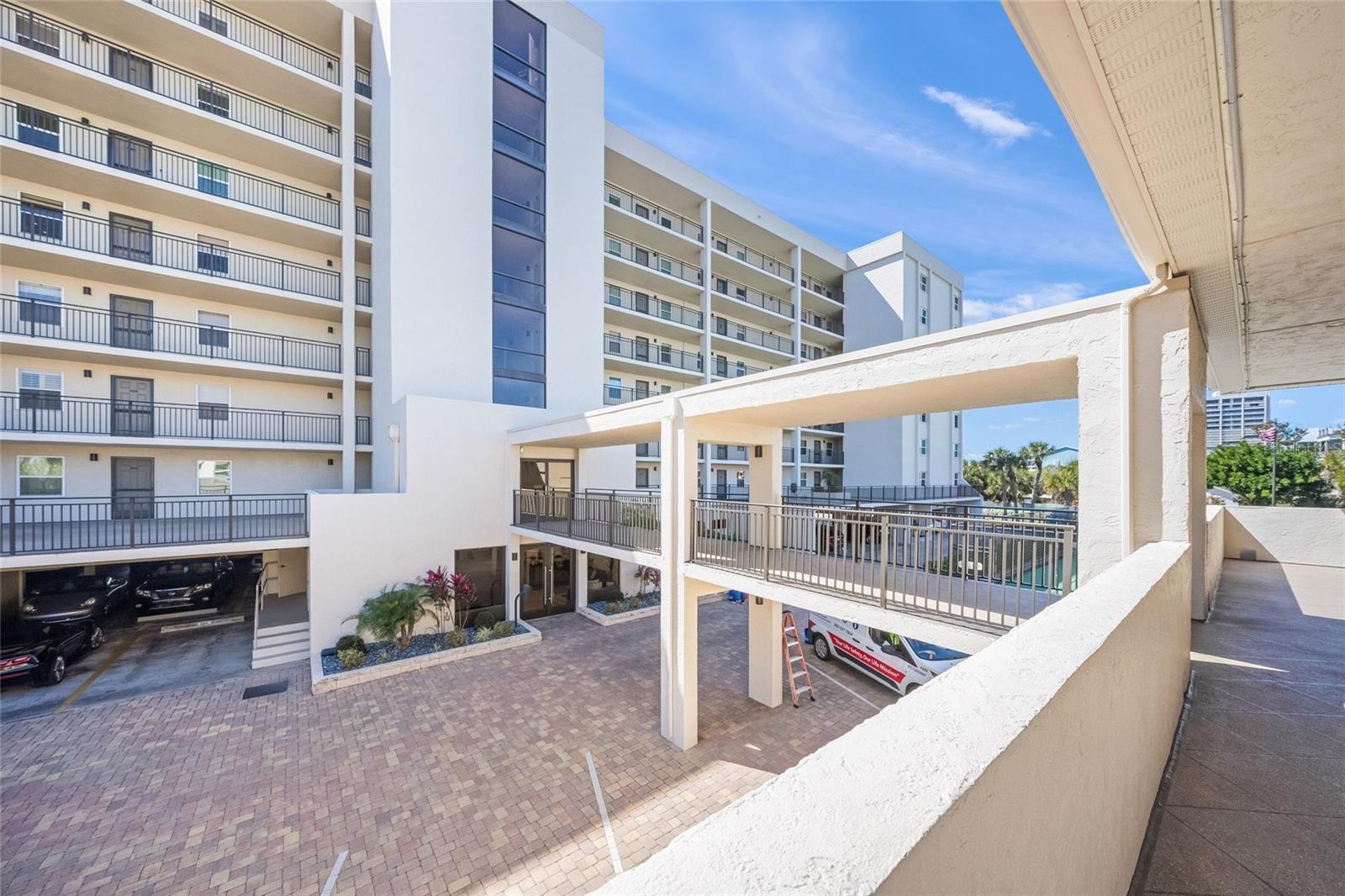 420 BEACH RD #606