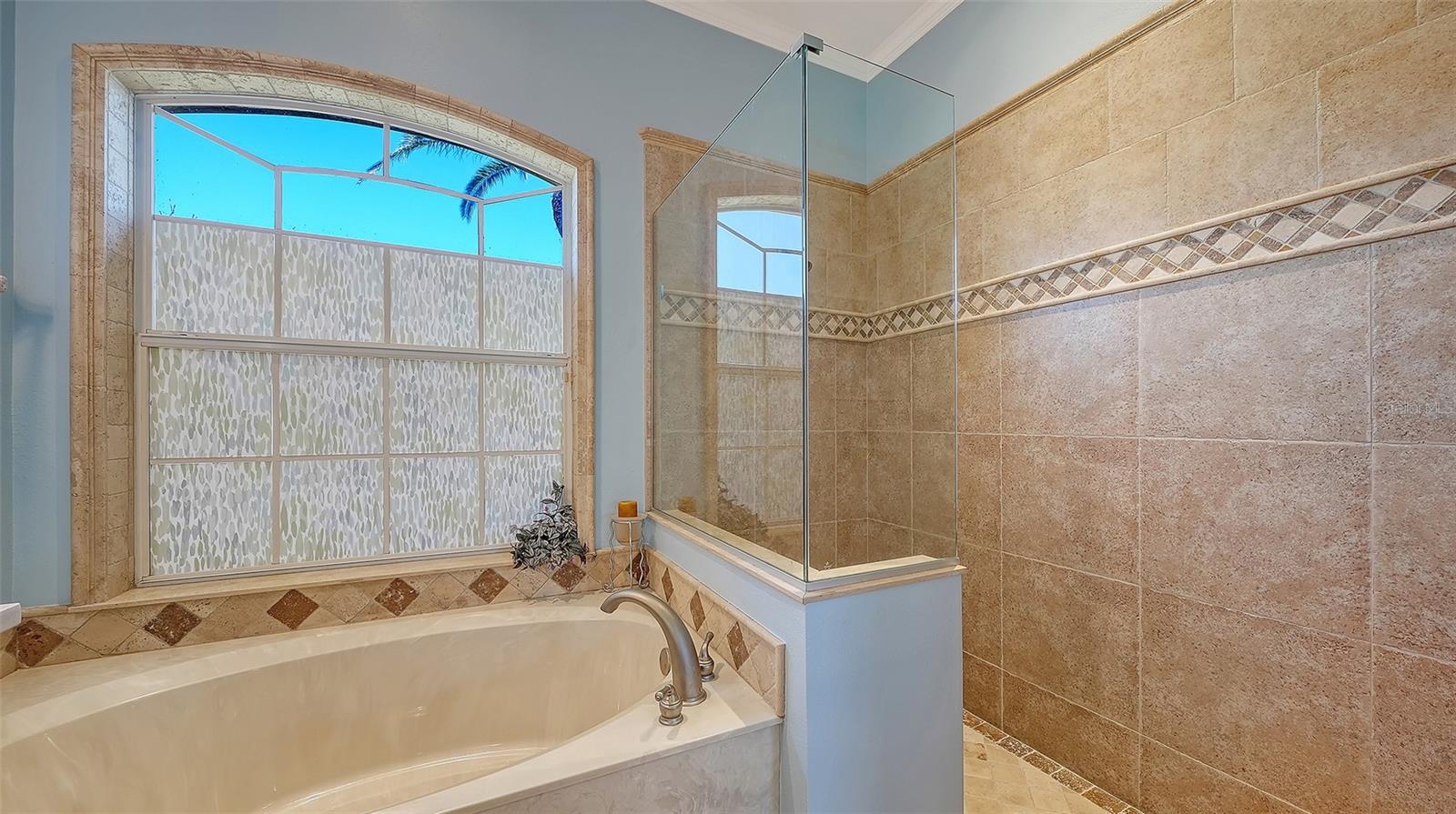 5566 MAGNOLIA TREE TER