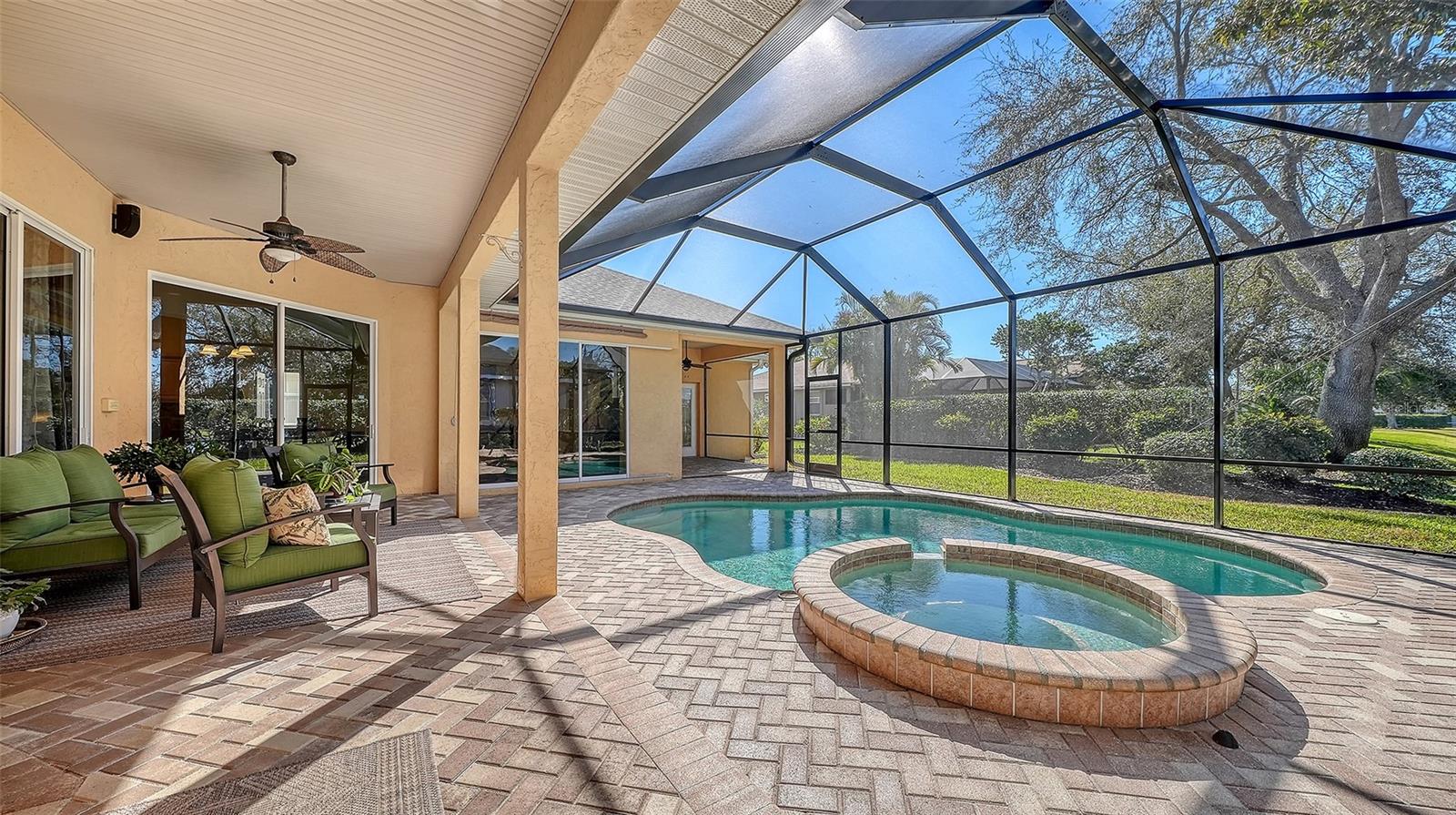 5566 MAGNOLIA TREE TER