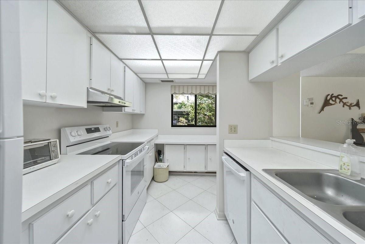 1711 PELICAN COVE RD #341