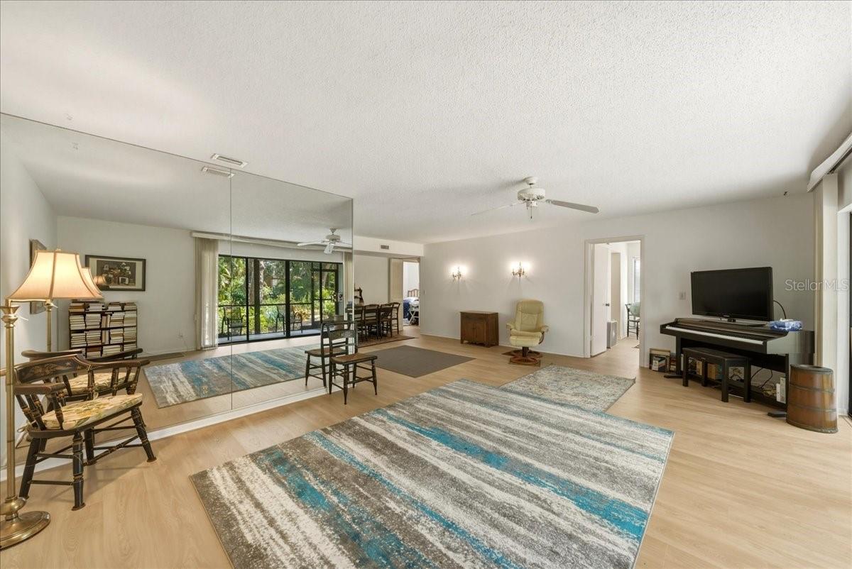 1711 PELICAN COVE RD #341