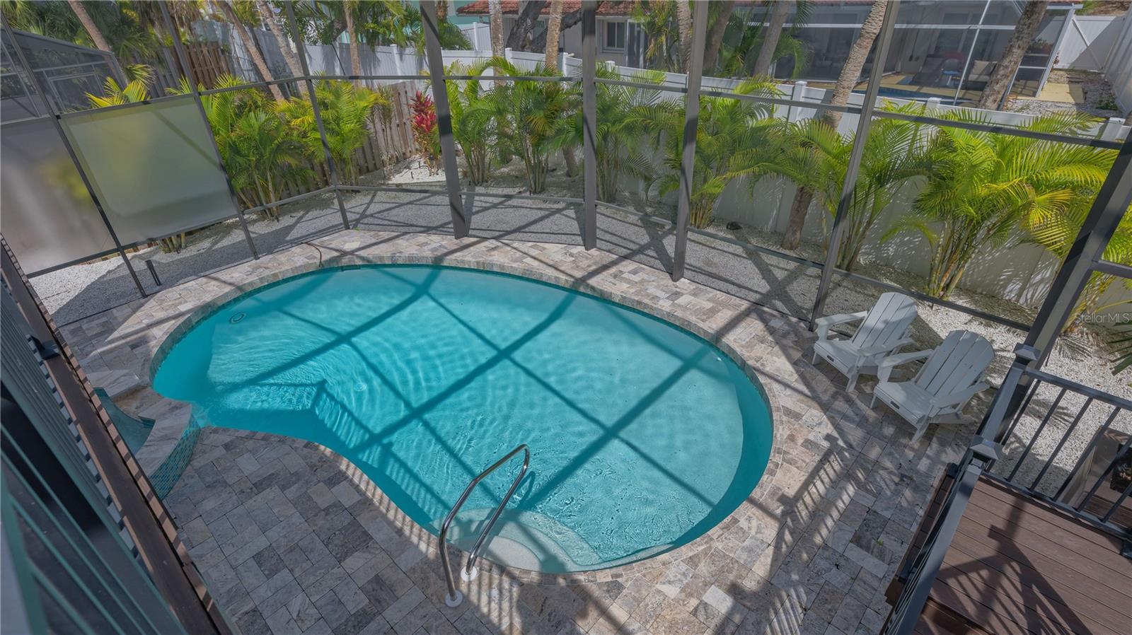 4939 COMMONWEALTH DR