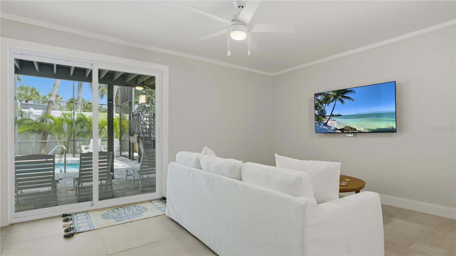 4939 COMMONWEALTH DR